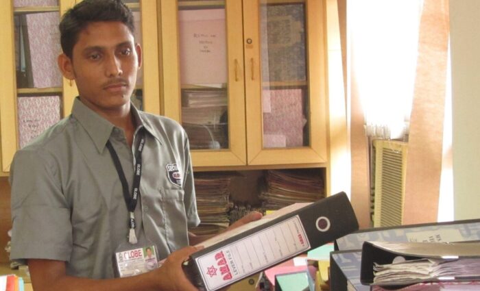 Office Boy in Mumbai handling files
